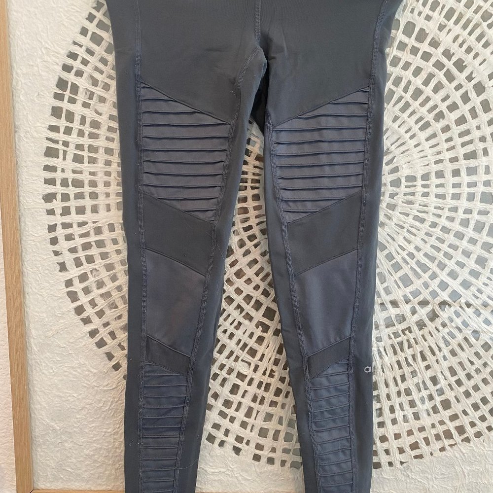 Alo Yoga Leggings